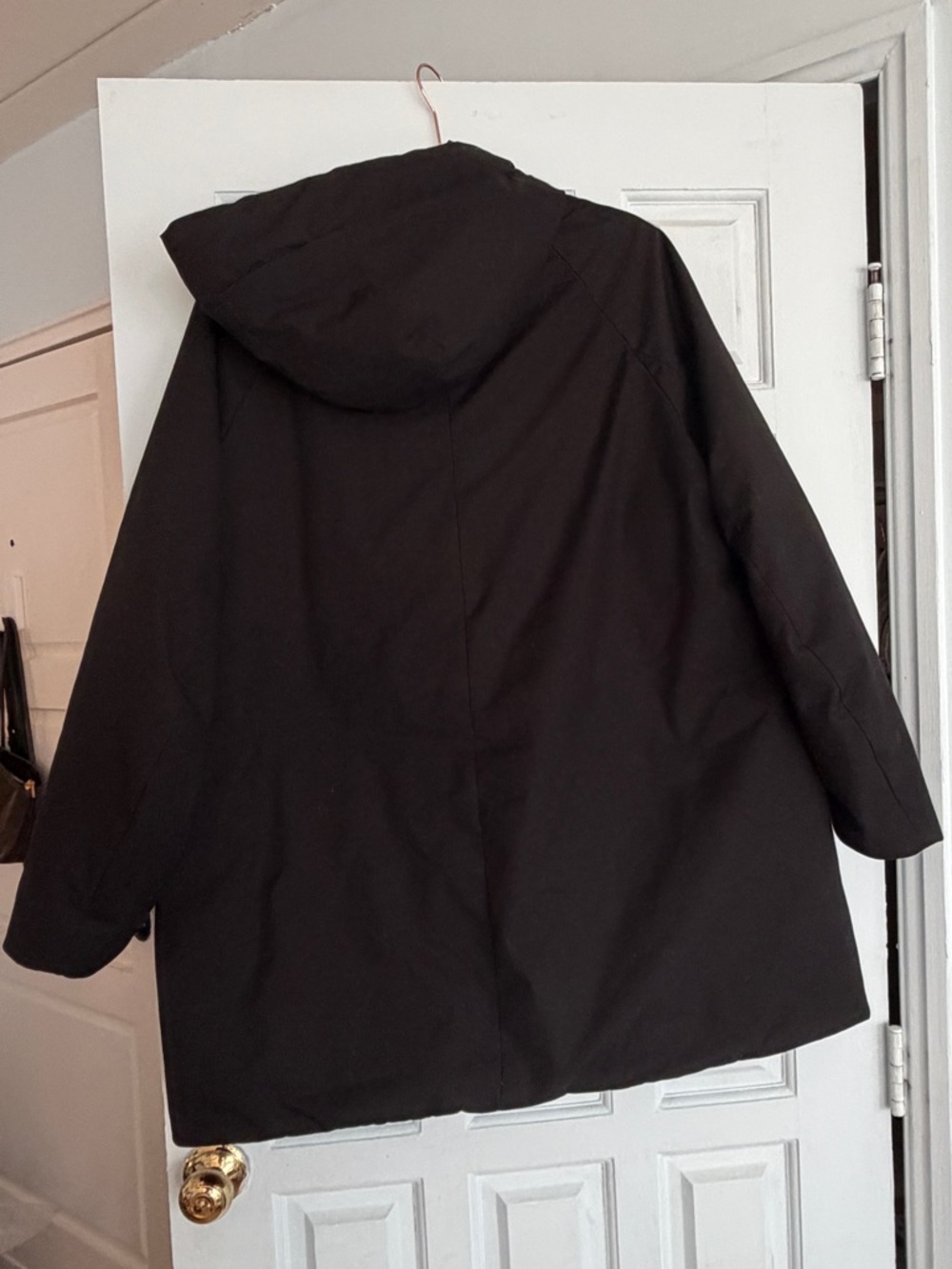 Uniqlo Hybrid Down Coat View 2